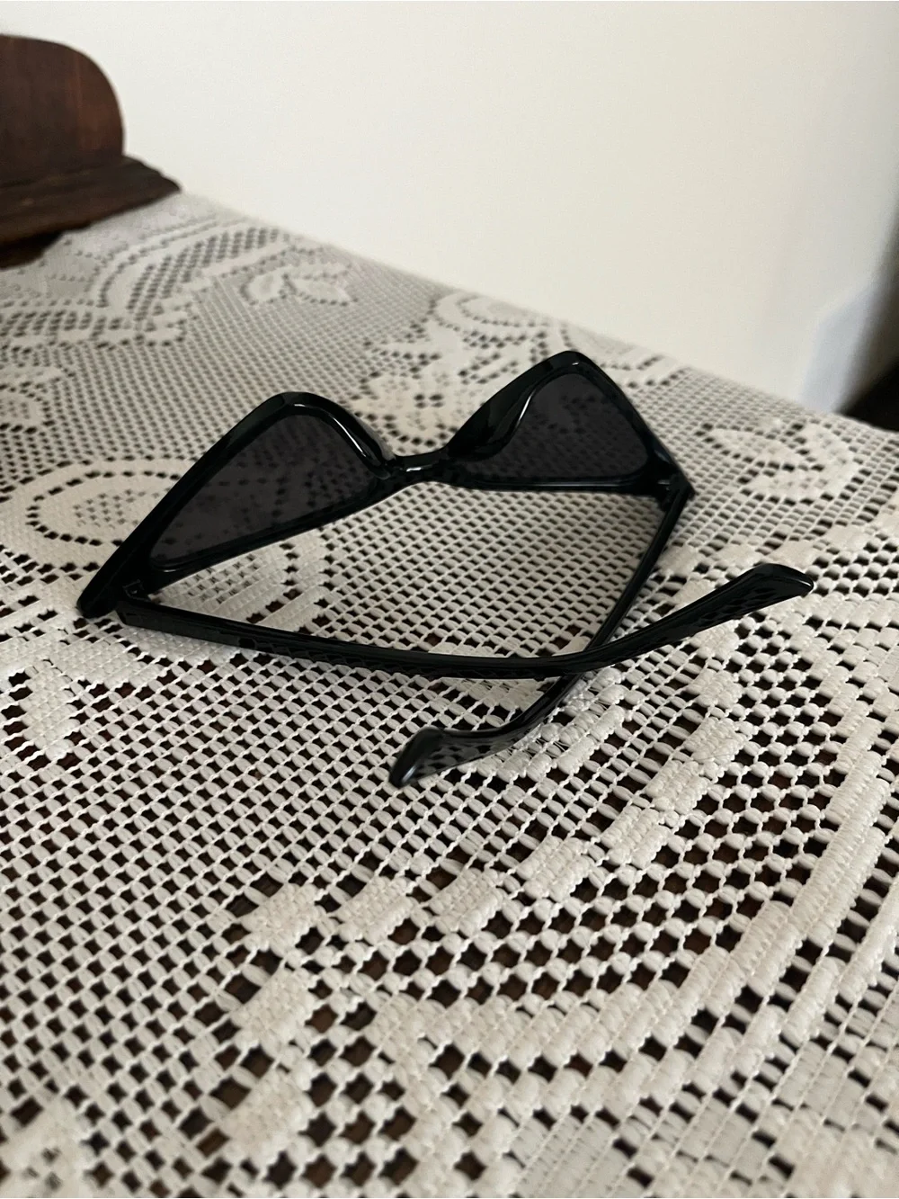 N/A bold black